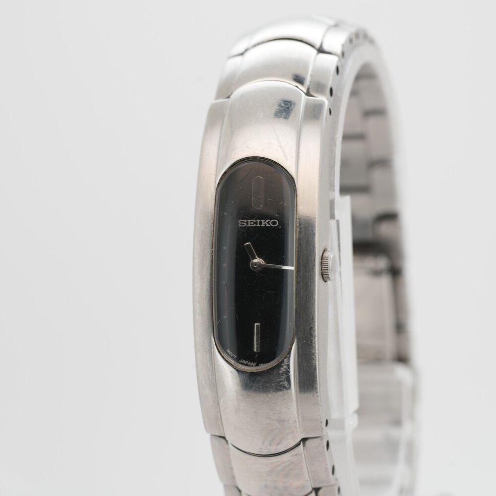 Vintage Seiko 1N00-0EE0 Ladies Dress Watch - 16mm - Silver Tone - New Battery